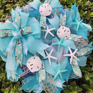 Starfish and Sand Dollar Wreath, Nautical Wreath, Deco Mesh Wreath.